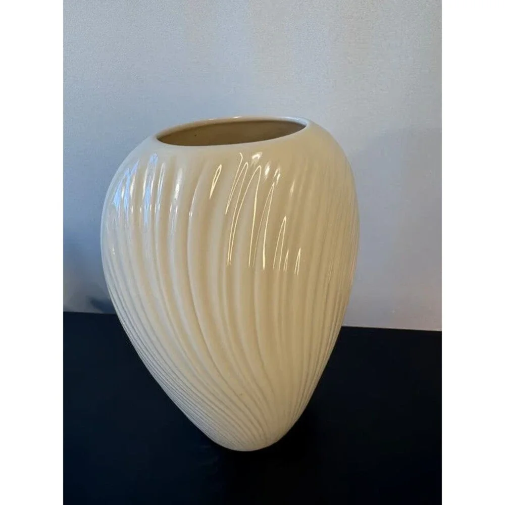 Lenox Cream Ribbed Ovoid Vase Swirled Fluting Ivory Porcelain Made in USA